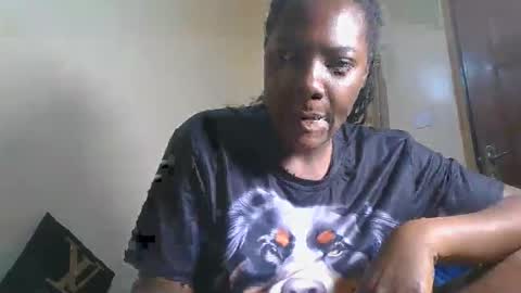 Her Royal Highness online show from April 19, 8:04 am