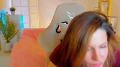 aprill_o_nill online show from January 22, 5:06 pm