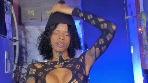 aprillebony319262 online show from February 14, 8:11 pm