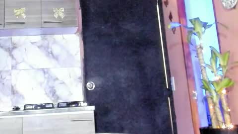 aprillebony319262 online show from February 10, 6:44 pm