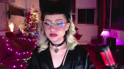 Snapshot of aquamarinebubble chatting on January 5, 4:25 am Zam independent model online show from January 5, 4:25 am