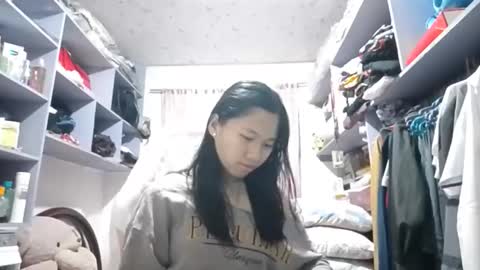 aracelilayher online show from May 29, 8:34 am