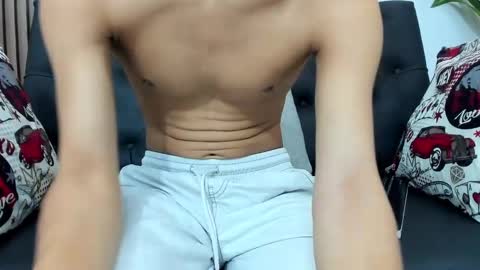 Archie online show from April 15, 3:10 am