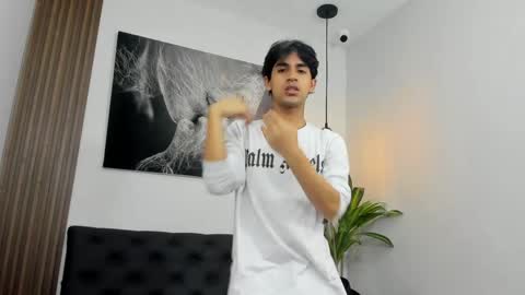 Archie online show from April 10, 6:30 am