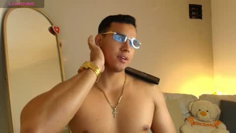 ares levi online show from March 30, 1:06 am