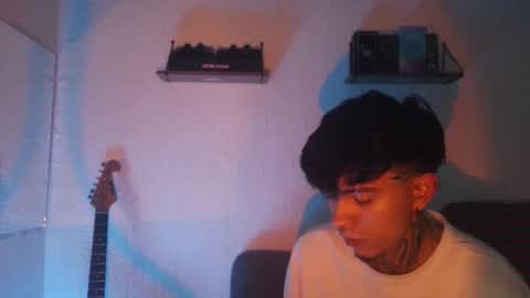 Snapshot of aress_1 chatting on October 15, 4:49 am Ares online show from October 15, 4:49 am