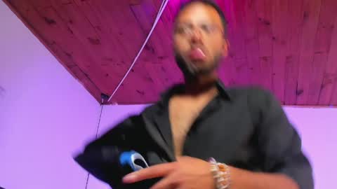 Alex Cortez online show from June 2, 7:38 pm