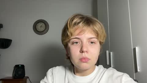 ari_crystal online show from February 2, 11:17 am