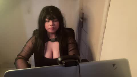 Aria online show from April 18, 3:08 am