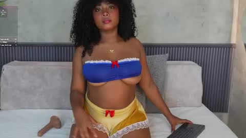   Aria Marin online show from July 24, 7:55 pm