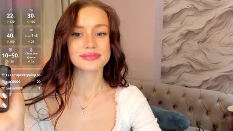 aria_mila online show from December 5, 11:52 am