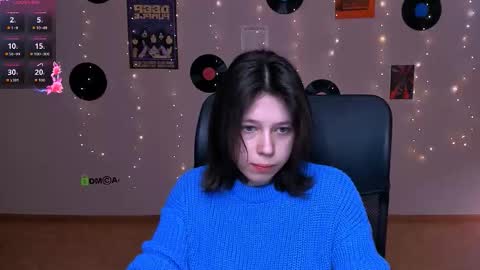 aria_wild_ online show from March 12, 9:57 am