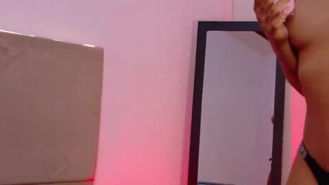 A R I A  online show from April 1, 11:56 pm