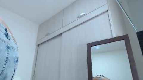 ariacoral online show from November 11, 1:24 pm