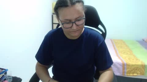 ...Ariana... online show from October 6, 5:20 pm