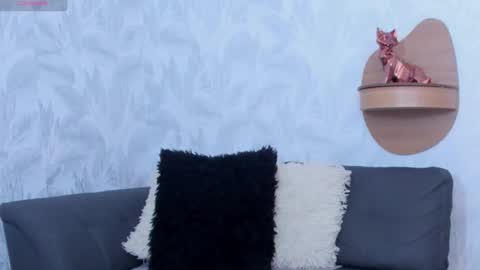 ariadnaa_brown1 online show from January 18, 3:10 pm