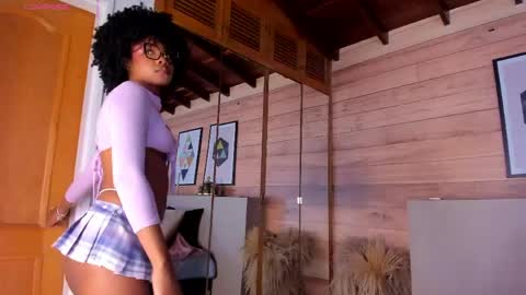 Aria Foster online show from April 19, 3:51 am