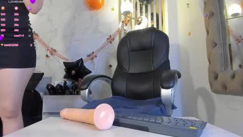 aria  online show from October 22, 7:59 pm