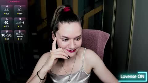 AriaGray online show from November 20, 4:59 pm