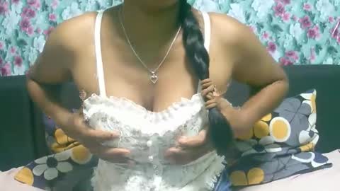 ariah13 online show from January 11, 6:03 pm