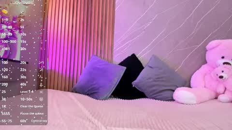Snapshot of ariana_jhonson11 chatting on October 22, 12:40 pm Ariana online show from October 22, 12:40 pm