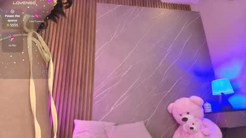 Ariana online show from January 15, 12:47 pm