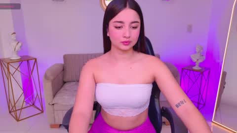 Ariana online show from May 30, 3:32 pm