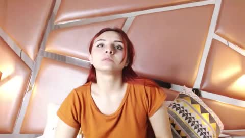 ariana_velvet online show from February 1, 6:40 pm