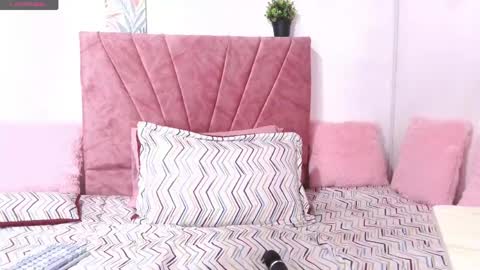 Ariana online show from April 23, 10:55 pm