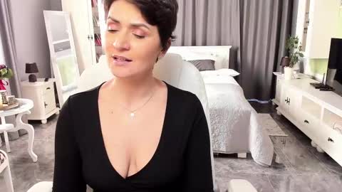 Ana online show from March 6, 11:58 am