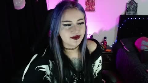 help me 100 hands up my OF is Free  online show from May 20, 11:44 pm