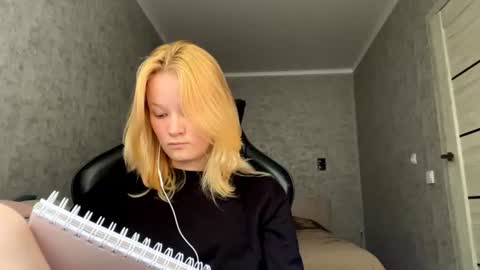 Kira online show from July 24, 9:17 am