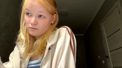Kira online show from July 22, 10:50 am