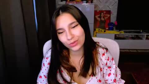 Snapshot of arianna_grend chatting on October 21, 12:21 pm Arianna online show from October 21, 12:21 pm
