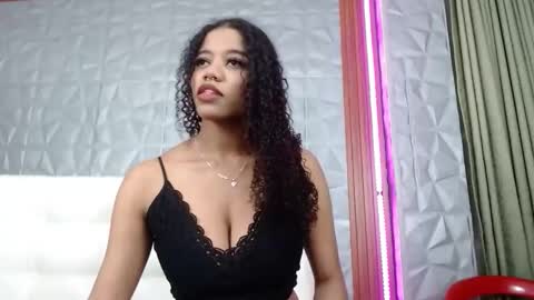 arianna_rochel online show from November 27, 4:03 pm