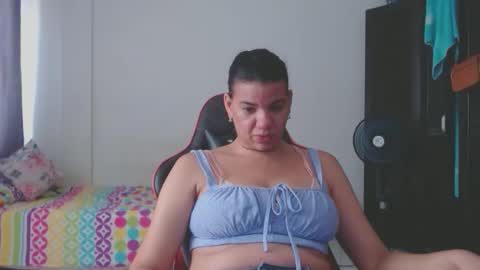 ariannaloovel online show from March 2, 5:08 pm