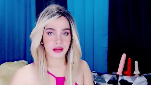 ARIANNE CUMS  online show from February 18, 8:36 am