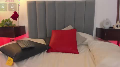 Aria online show from February 16, 8:01 am