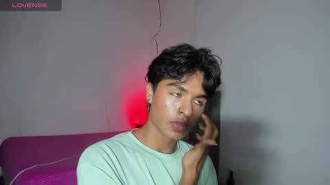 ariel_adan online show from May 14, 2:10 am