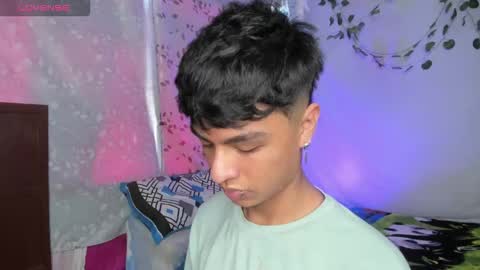 ariel_adan online show from February 4, 5:28 pm