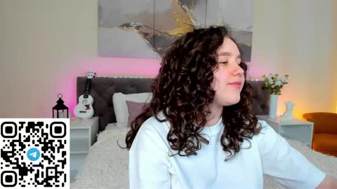 Snapshot of ariella_sol chatting on January 27, 7:24 am Ariella GTM3  Tue Wed Thu Fri Sat  0400 am-1030pm online show from January 27, 7:24 am