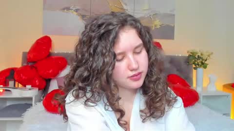 Snapshot of ariella_sol chatting on February 13, 7:24 am Ariella GTM3  Tue Wed Thu Fri Sat  0400 am-1030pm online show from February 13, 7:24 am