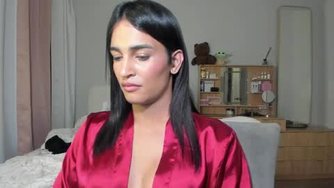 Aria online show from April 20, 7:33 am