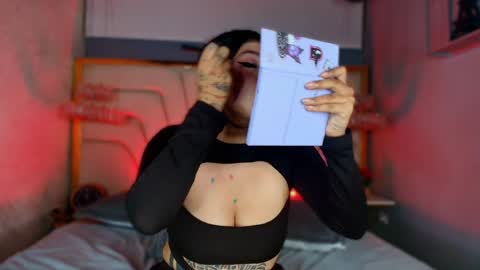 Ariia sweett online show from May 15, 4:32 am