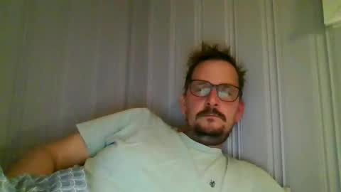 ariparikrigsmann online show from October 11, 8:56 pm