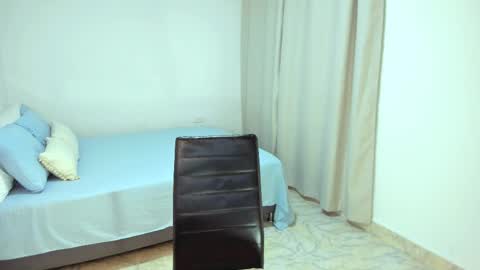 aristena_01 online show from June 1, 4:30 pm