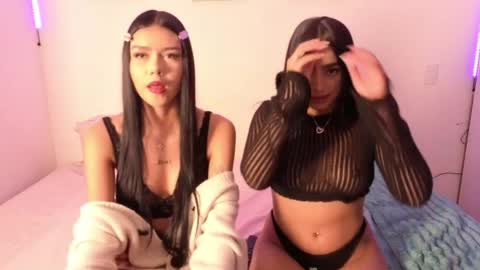 arixcollinns online show from May 25, 12:17 am