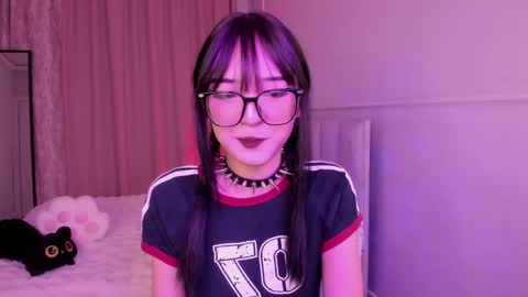 Ariya online show from April 12, 8:35 pm