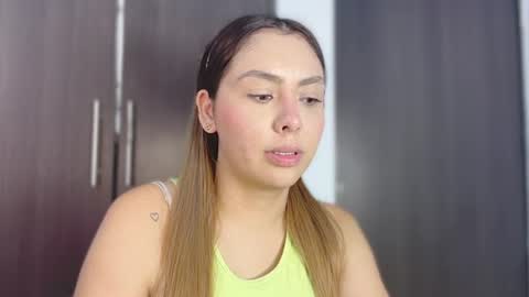 arkana_sweet online show from July 18, 12:56 am