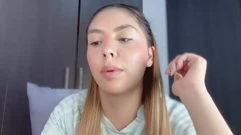 arkana_sweet online show from July 26, 11:24 pm